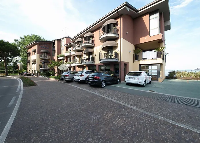 Hotel mit Tennis: Hotel Aurora